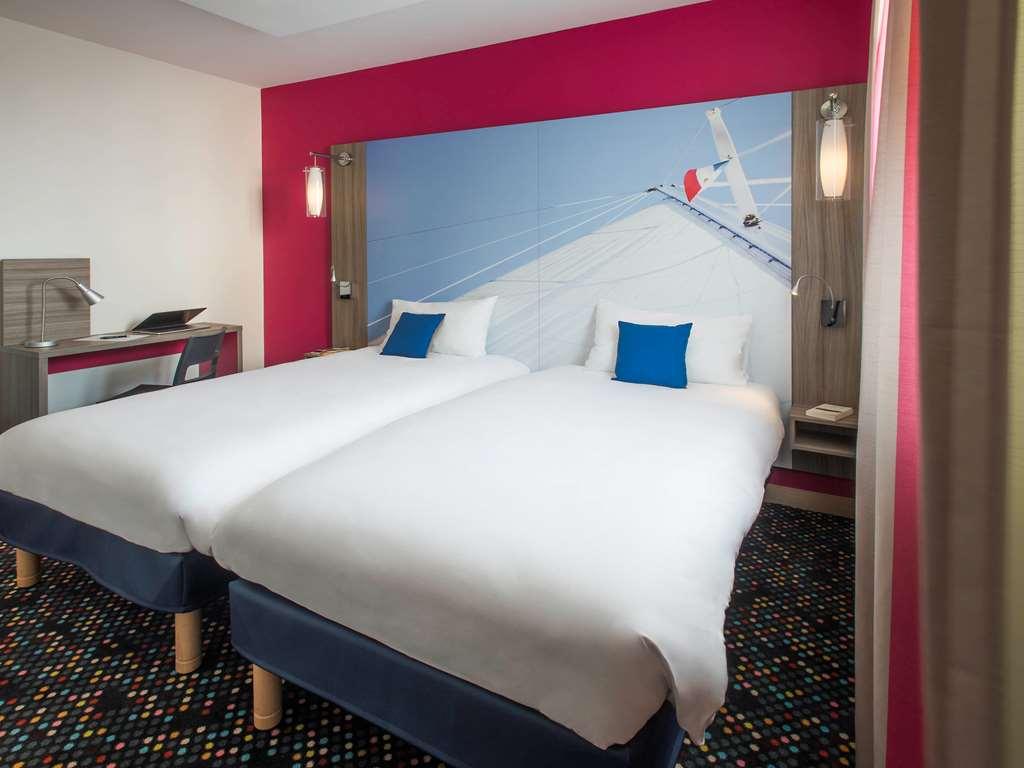 Ibis Styles St Gilles Croix De Vie Centre-Ville Saint-Gilles-Croix-de-Vie Room photo